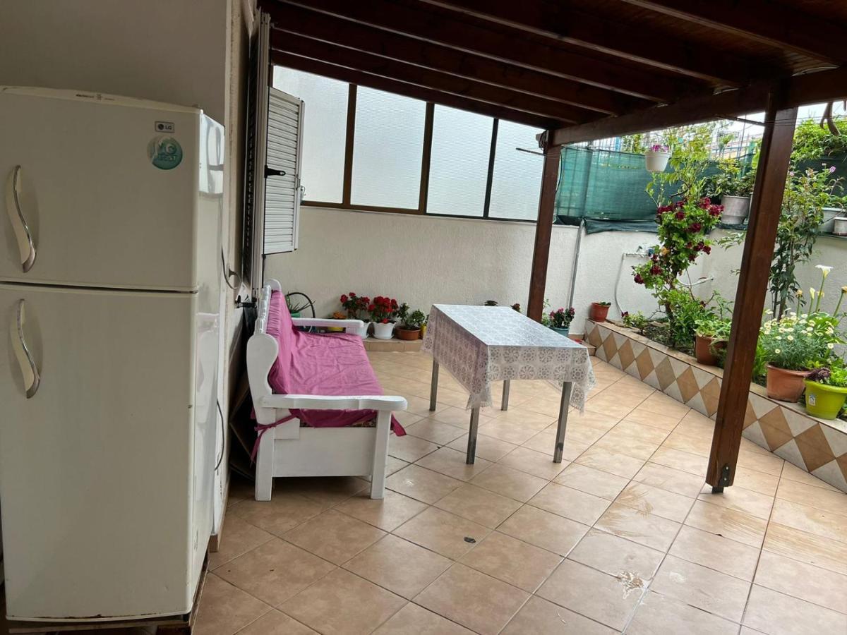 Goni Guest House Saranda Zewnętrze zdjęcie