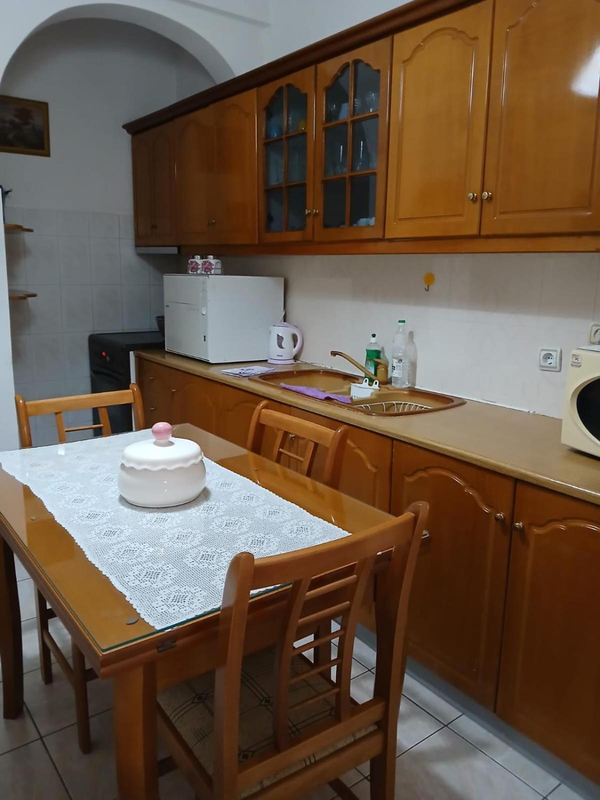 Goni Guest House Saranda Zewnętrze zdjęcie